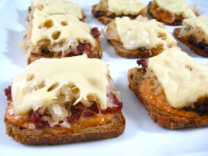 Delectable, Skinny and Mini Reuben Appetizers Recipe with Weight Watchers Points